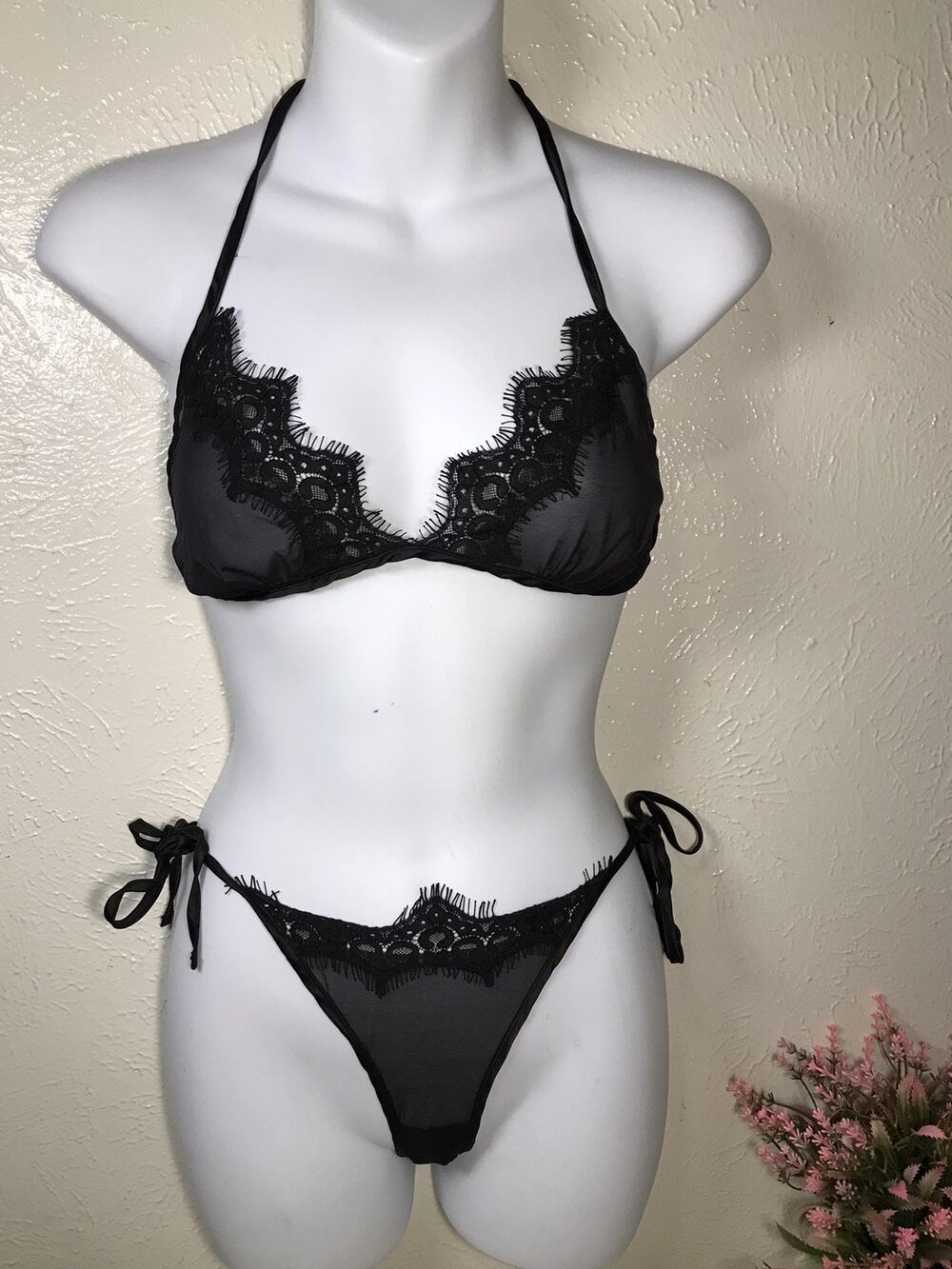 Women Lingerie Sexy Two Piece Eyelash Bra and Panty Strappy Babydoll Strappy S/M